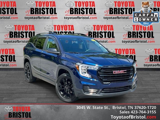 2022 GMC Terrain SLE in Marine Metallic — front three-quarter view