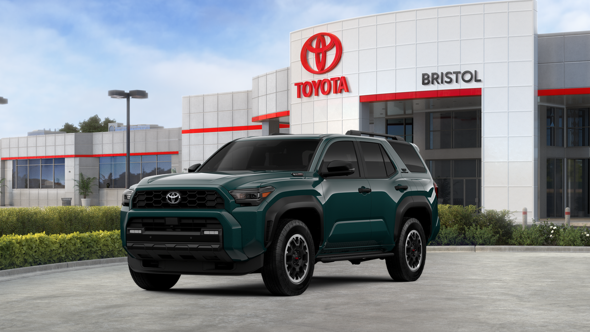 2026 Toyota 4Runner i-FORCE MAX 4Runner TRD Off-Road Premium in Everest — front three-quarter view